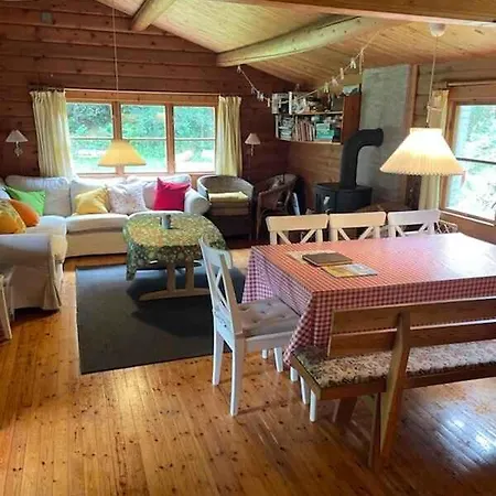 Charming Norwegian Log With Grass Roof بيت للعطل إيبلتوفت