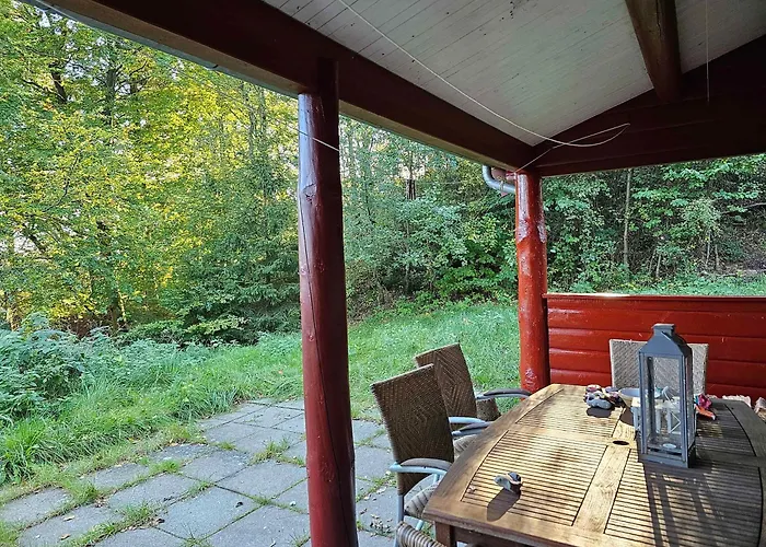 Charming Older In Nature بيت للعطل